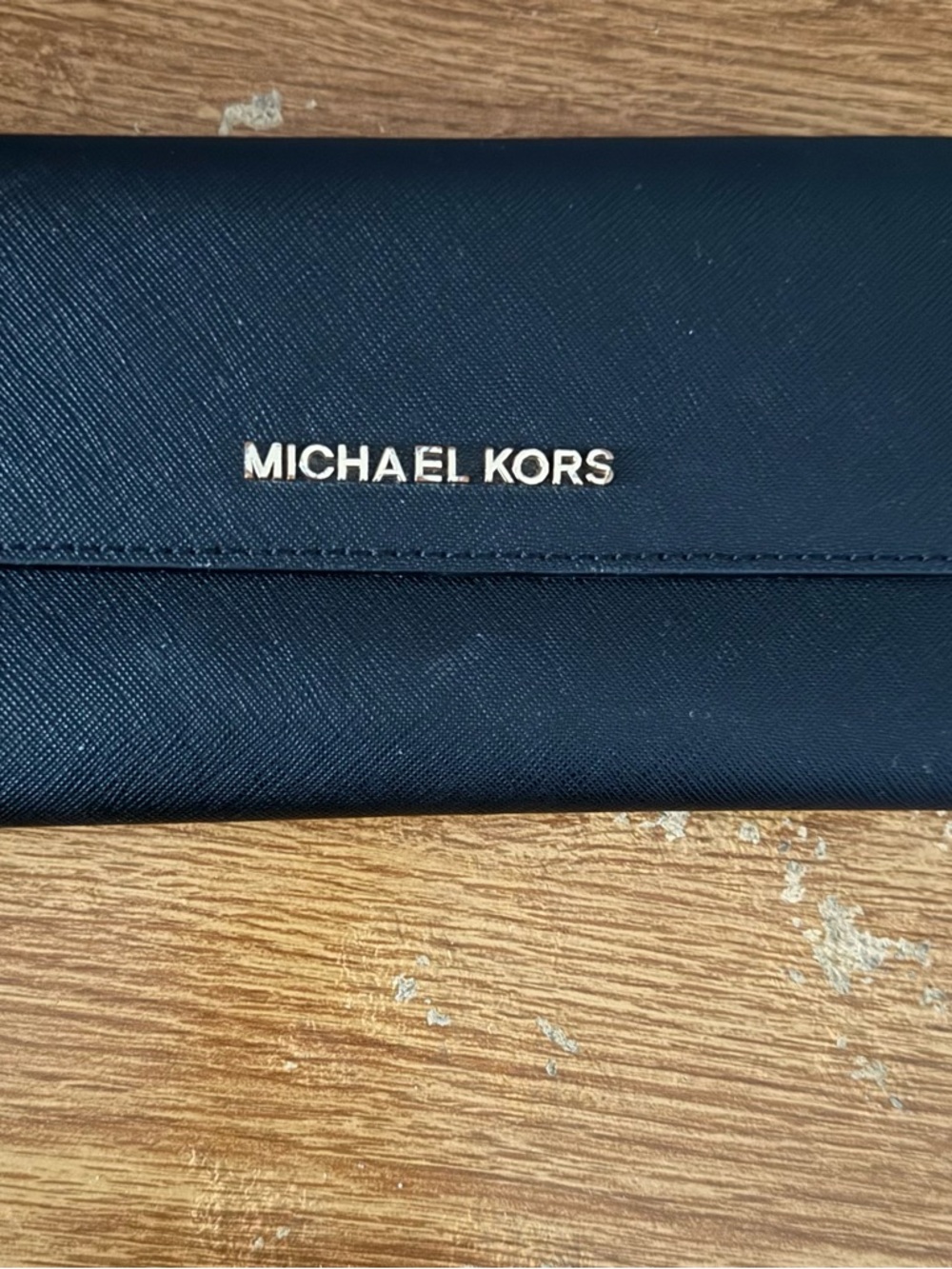 MICHAEL KORS women’s Wallet with Gold Logo